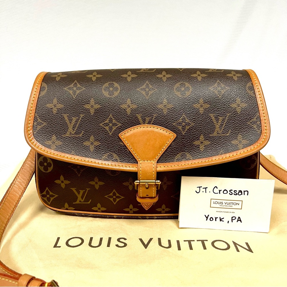 ‼️SOLD‼️ AUTH. Louis Vuitton Sologne Crossbody - EXCELLENT Condition!